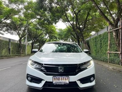 Honda civic fc 1.8 EL ปี 2018 สีขาว สวยสุดในรุ่น มือเดียว สภาพป้ายแดง รูปที่ 0